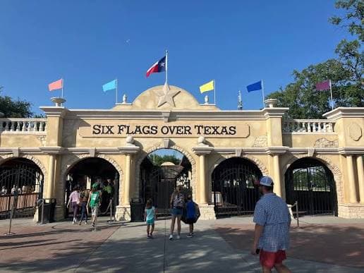 Six Flags Over Texas